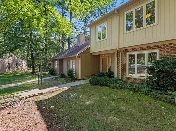 109 Mossbark Ln, Chapel Hill, NC 27514