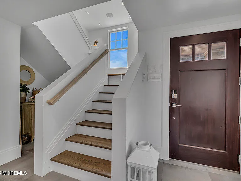 985 Ocean Ave — Photo 157