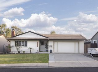 10105 Beck Dr, Santee, CA 92071