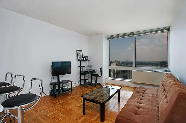 Sold by Corcoran | media 1