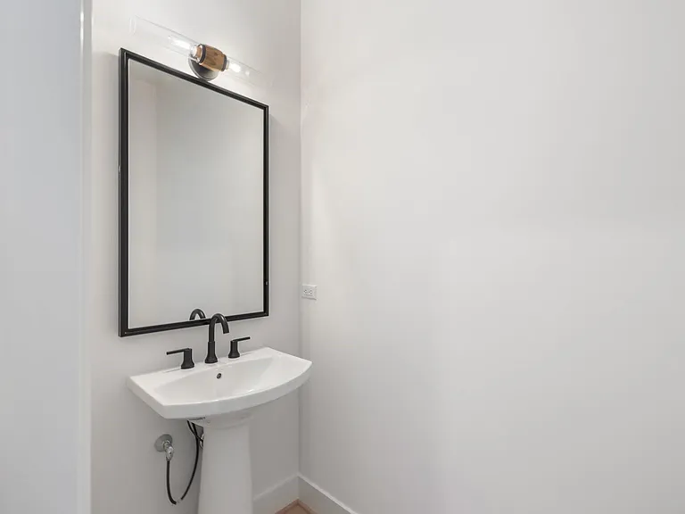 1711 Allen Pkwy #2202 — Photo 19