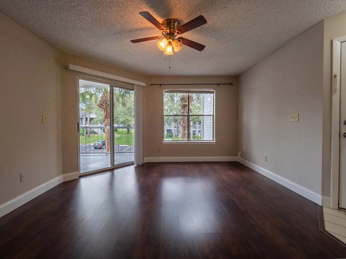 Building Photo - 711 Sugar Bay Way #209