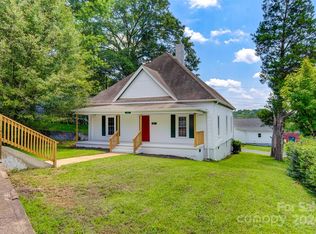 161 20th Ave SW, Hickory, NC 28602