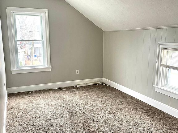 2nd image of 15 Rand St Floor 2