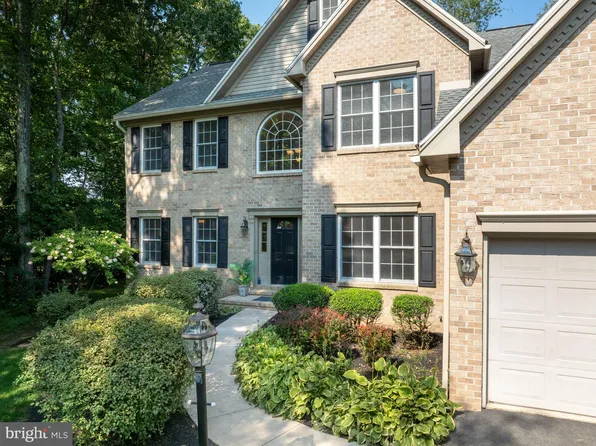 1347 Vineyard Hvn, State College, PA 16803