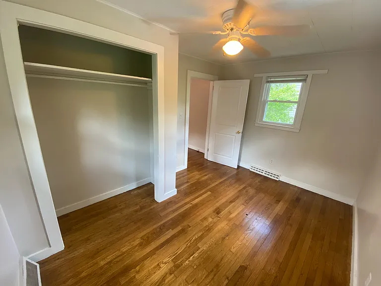 11 Overlook Cir #B — Photo 8