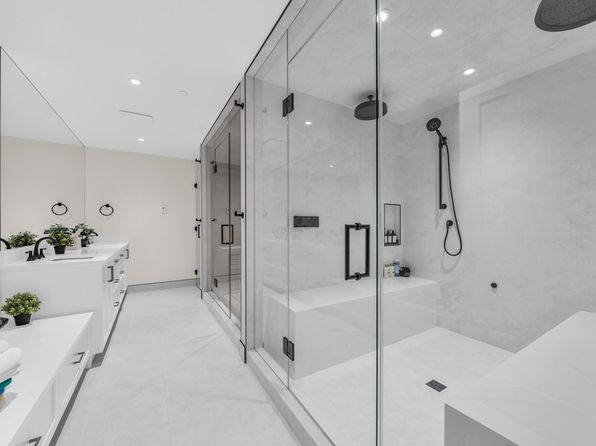 6 bedroom rental in West Vancouver — photo 33