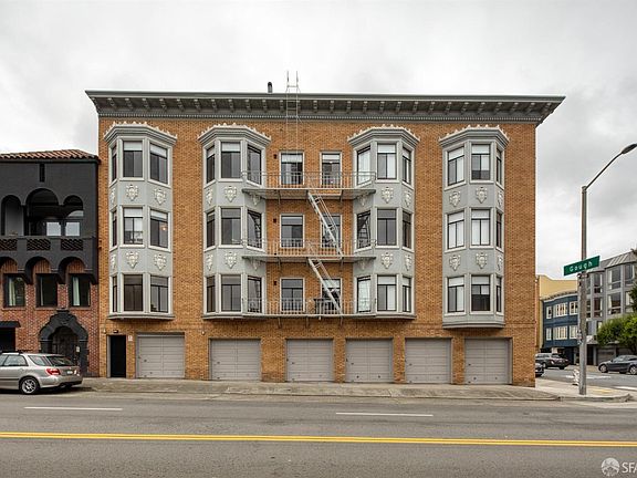 4th image of 3260 Gough St