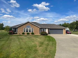 4806 E Dove Ct, Dale, IN 47523