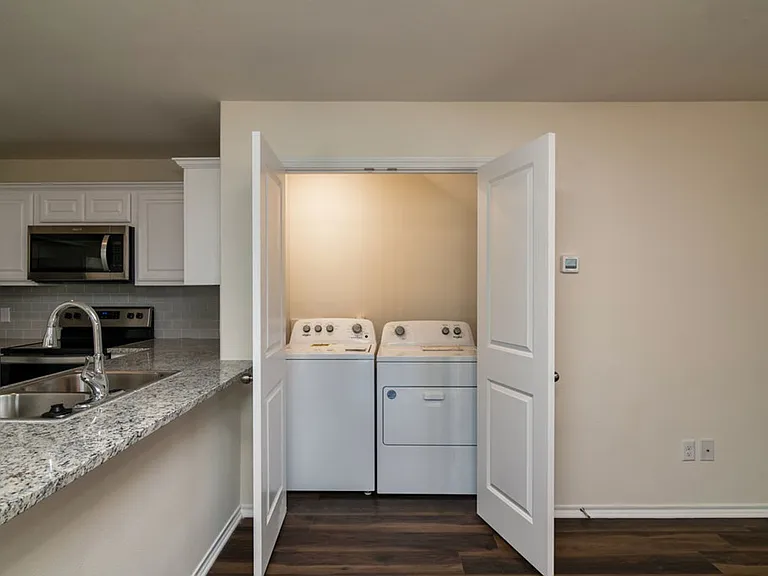 201 S May St #1 — Photo 11