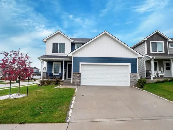 150 Aspen Dr, Norwalk, IA 50211