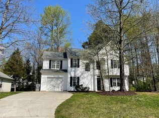 6610 Cedar Cliff Dr, Charlotte, NC 28216