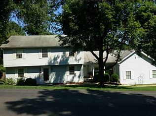 207 Beechwood Est, Scott Depot, WV 25560