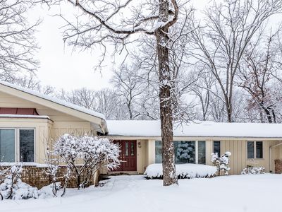 985 Waveland Rd, Lake Forest, IL, 60045