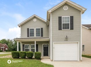 2500 Emma Katherine Ln, Louisville, KY 40216