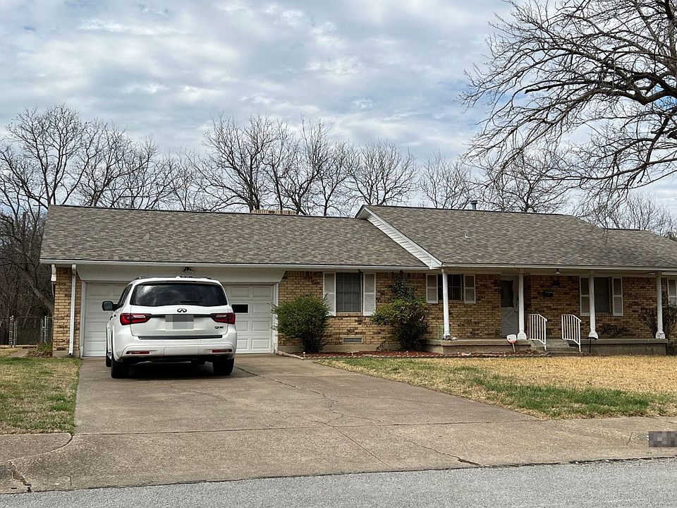 1st image of 313 Meadowcreek Ln