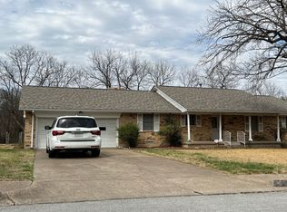 313 Meadowcreek Ln, Desoto, TX 75115