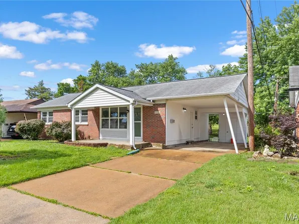 4332 Big Chief Dr, Saint Louis, MO 63123