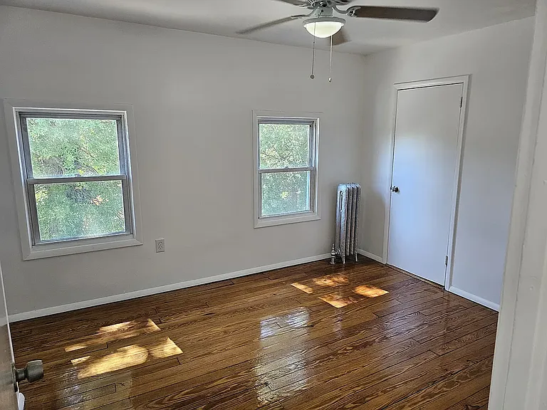 275 Grove St #3 — Photo 5
