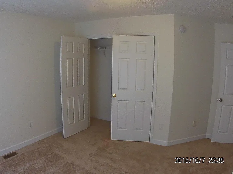 Closet Bedroom 3