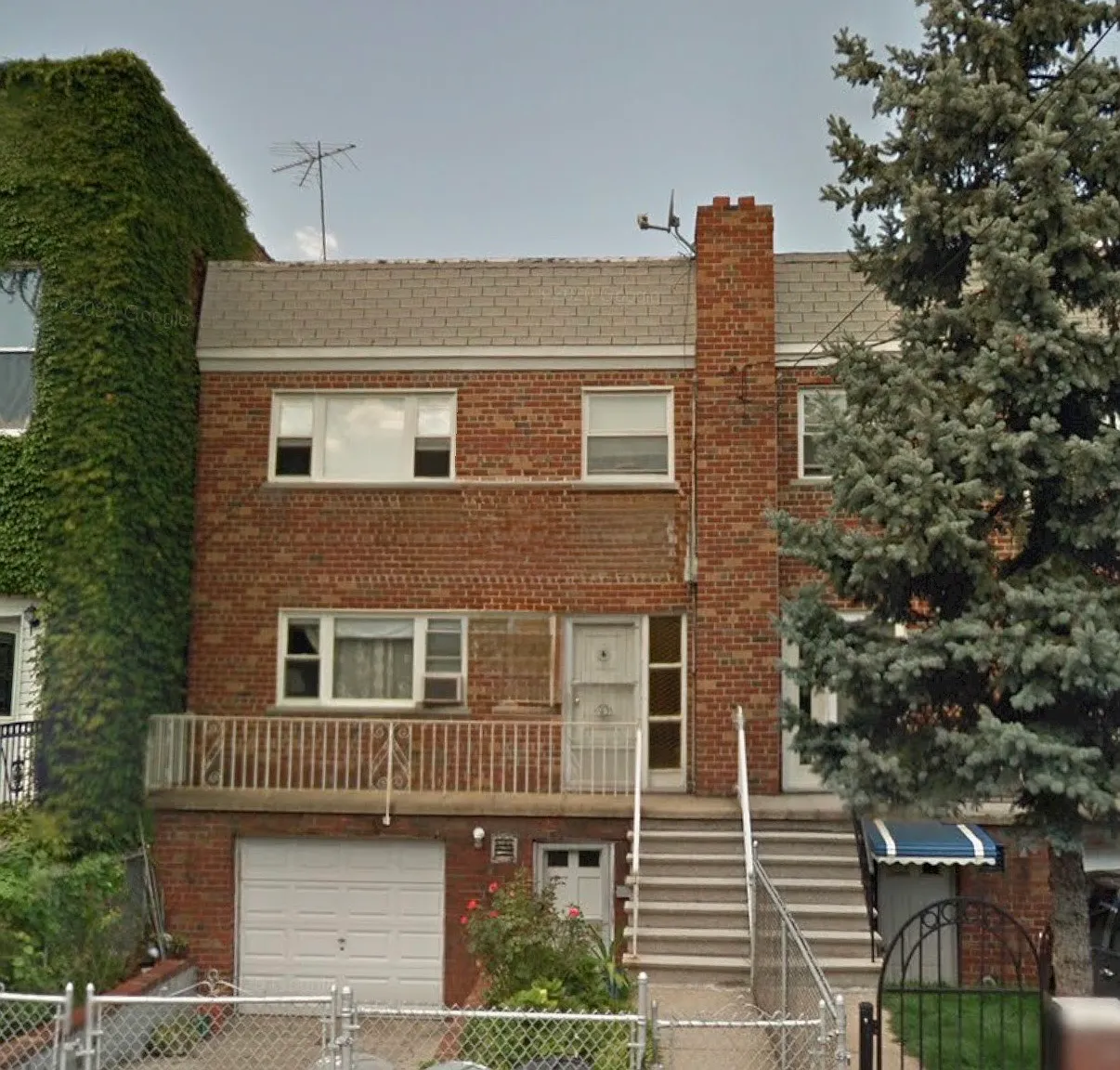 Lyon Ave, Bronx — Photo 1