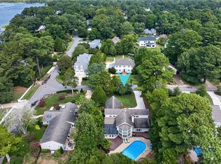 1125 Bay Colony Dr, Virginia Beach, VA 23451