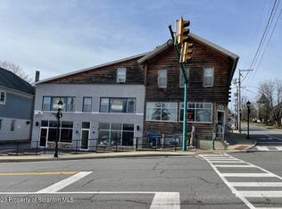 100 S Main St, Moscow, PA 18444