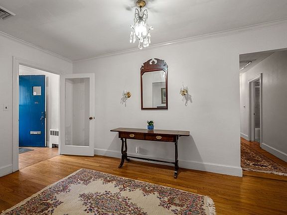 4th image of 130 Fairway Rd