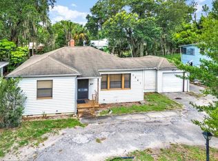 1361 Lakeview Dr, Sebring, FL 33870