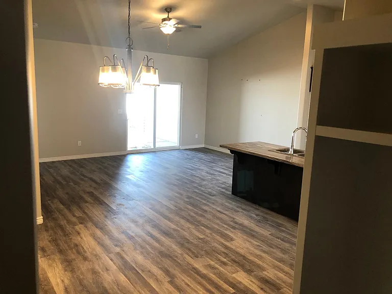 1135 Sunnybrook Ave #1135 — Photo 3
