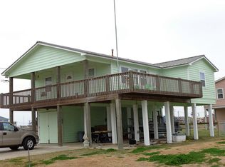 882 S Tinkle Ln, Crystal Beach, TX 77650