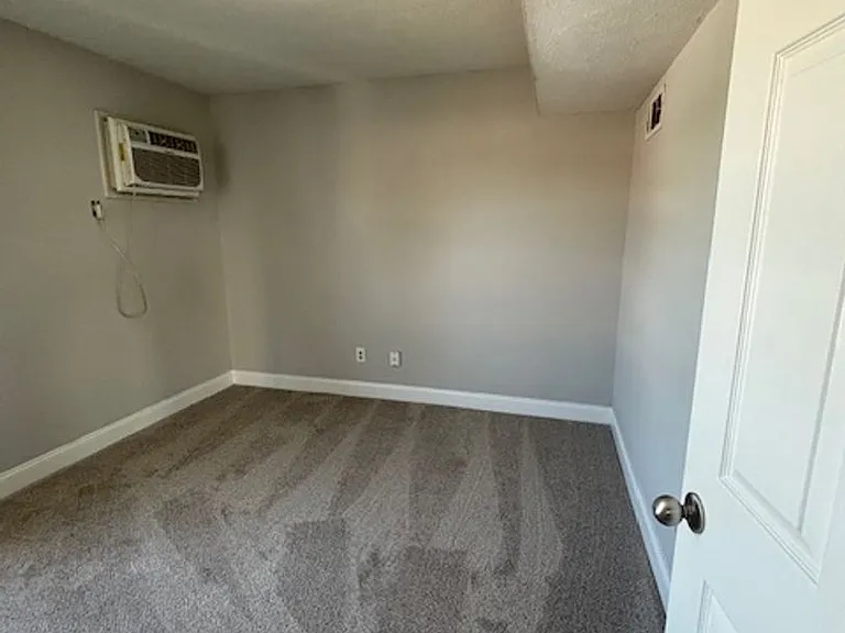 Brookhollow Apartments - BHA — Photo 4