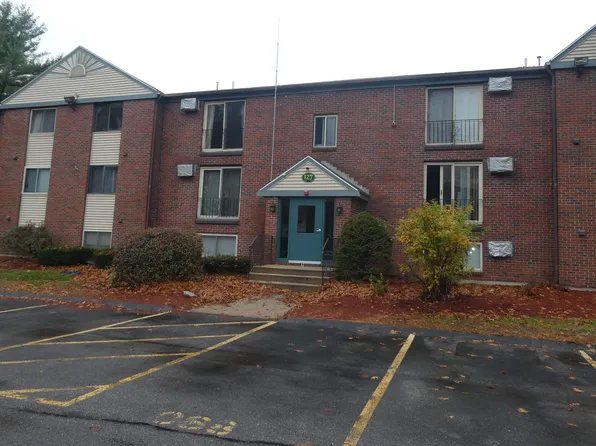 127 ENGLISH VILLAGE Road #302, Manchester, NH 03102