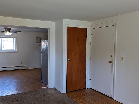3rd image of 16 Losson Garden Dr #1