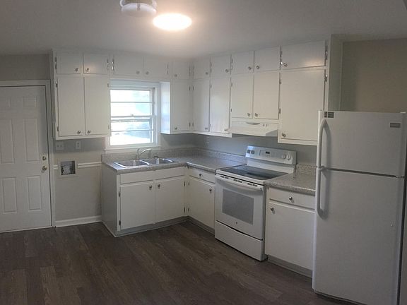 2nd image of 484 W Crogan St APT A