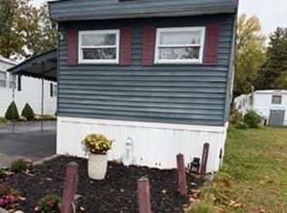 270 Littleton Rd Trlr 136, Chelmsford, MA 01824
