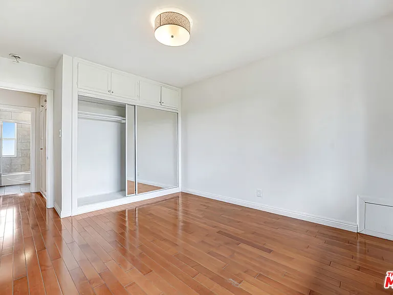 1219 N Crescent Heights Blvd #C — Photo 9