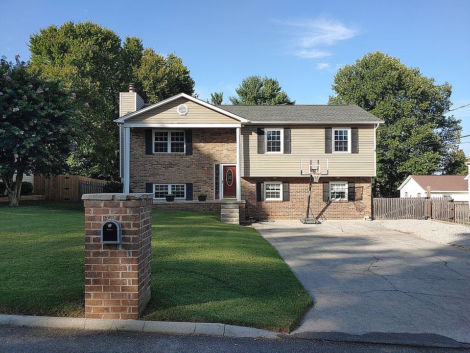 1st image of 9421 Edenshire Dr