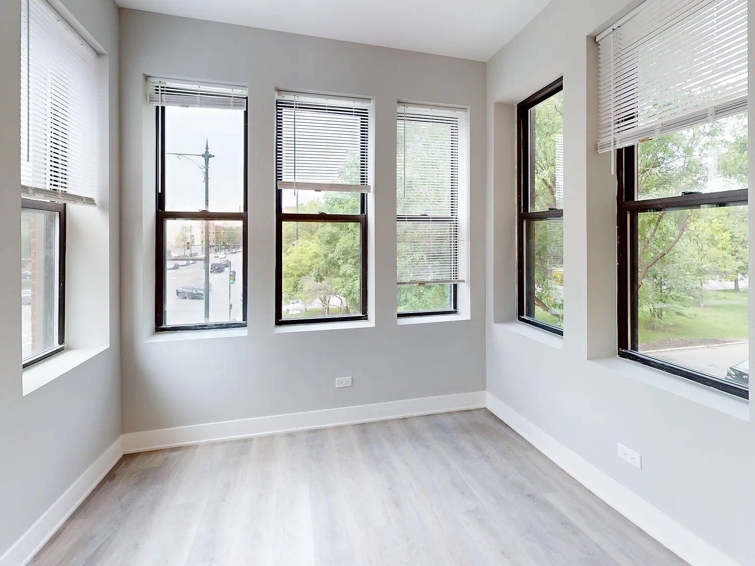 3 bed, 2.5 bath, $3,695 — Photo 3
