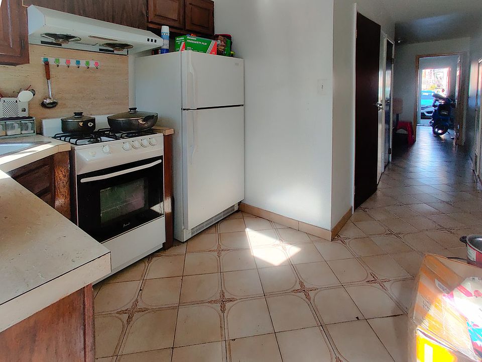 1st image of 1140 67th St #1