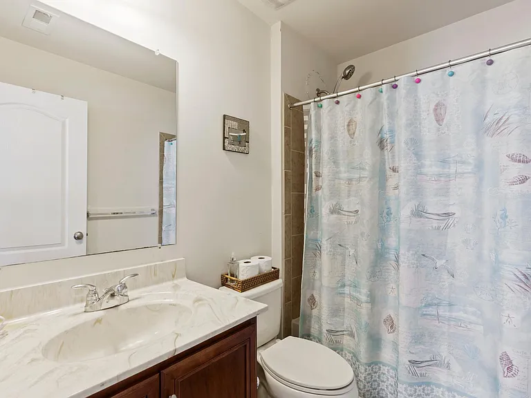 43245 Mitcham Sq — Photo 18