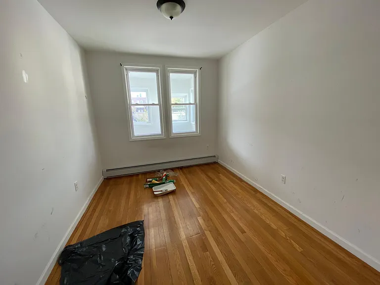 1281 Edison Ave #2 — Photo 4
