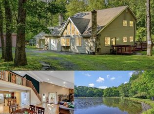 516 Ferry Ln, East Stroudsburg, PA