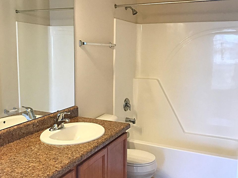 Large Guest Bathroom