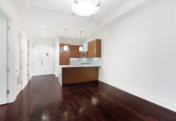 Rented by Mirador Real Estate | media 37