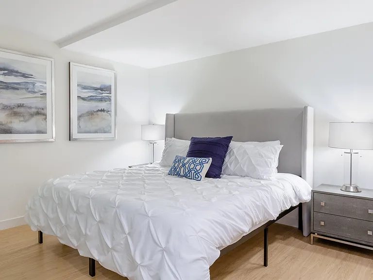 Ascent South Lake Union Bedroom