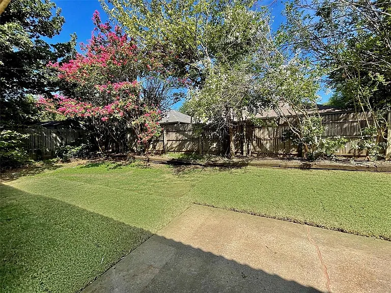 5704 Sterling Green Trl — Photo 41