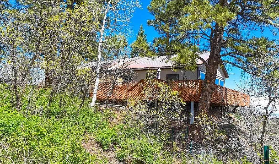 78 Fawn Ln — Photo 1