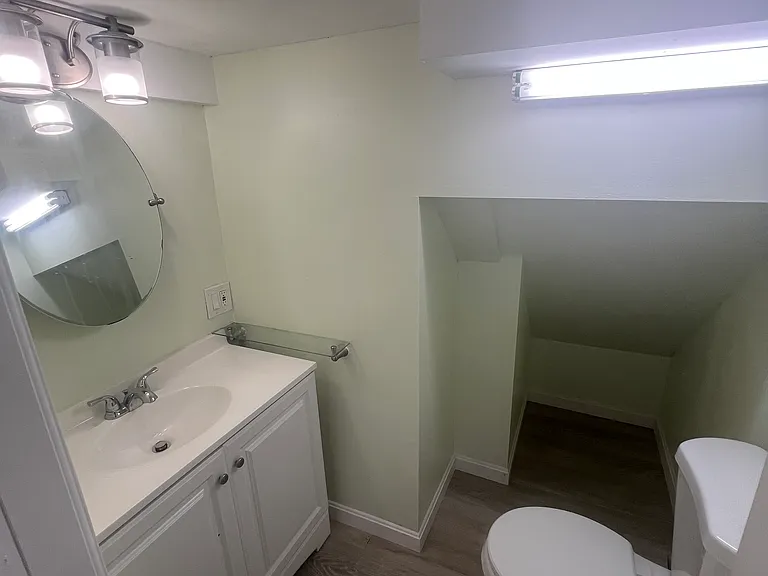 52 Essex St #1 — Photo 12