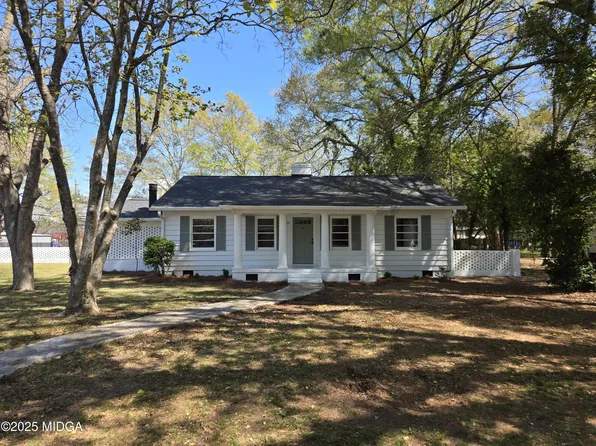 424 Park Ave, Fort Valley, GA 31030